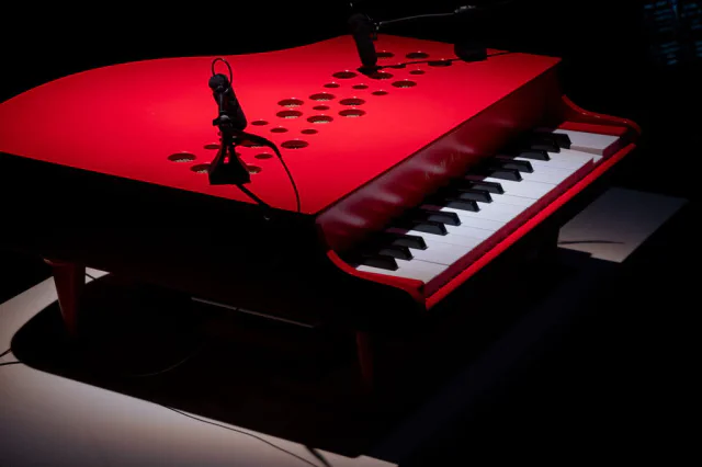 AIと人間とが共奏する音楽作品“visible / hidden / revisible” イメージ画像